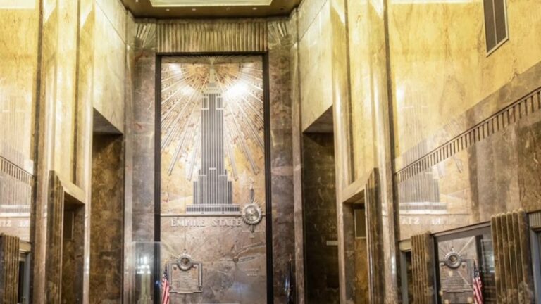 Lire la suite à propos de l’article  PRÉPARATION VISITE d’EXPO « les arts décoratifs », Vendredi 21 novembre 2025