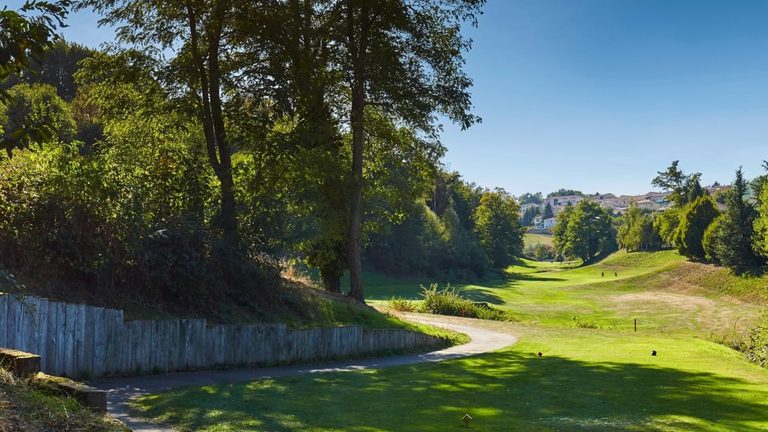 Lire la suite à propos de l’article SORTIE CROQUIS USK “Nature et découverte au golf Av. du Coudray”, Samedi 19 septembre 2026